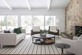 أرضيات الفينيل مقابل السجاد